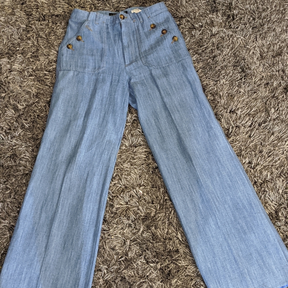 Zara Wide leg high waisted jeans (copy)